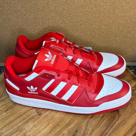 Adidas
Forum
Brand new - Picture 8 of 10